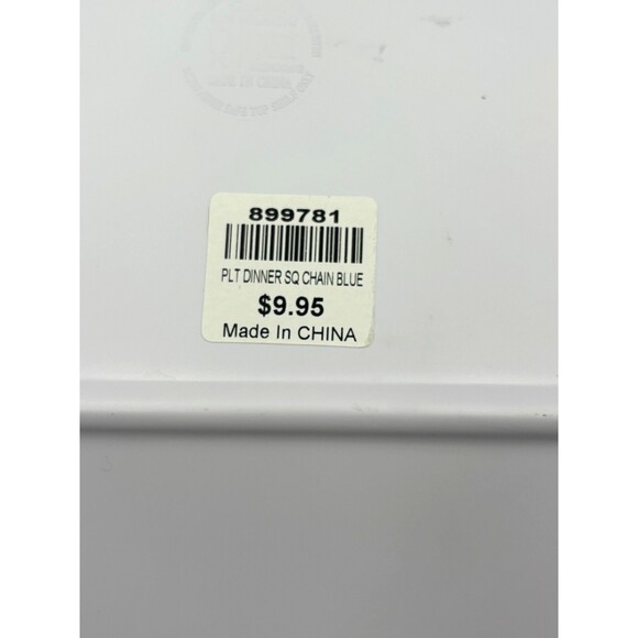 4 Sur La Table Square Red/White & Blue Quatrefoil Melamine Plates-2 NEW 2 Preown - Picture 6 of 7